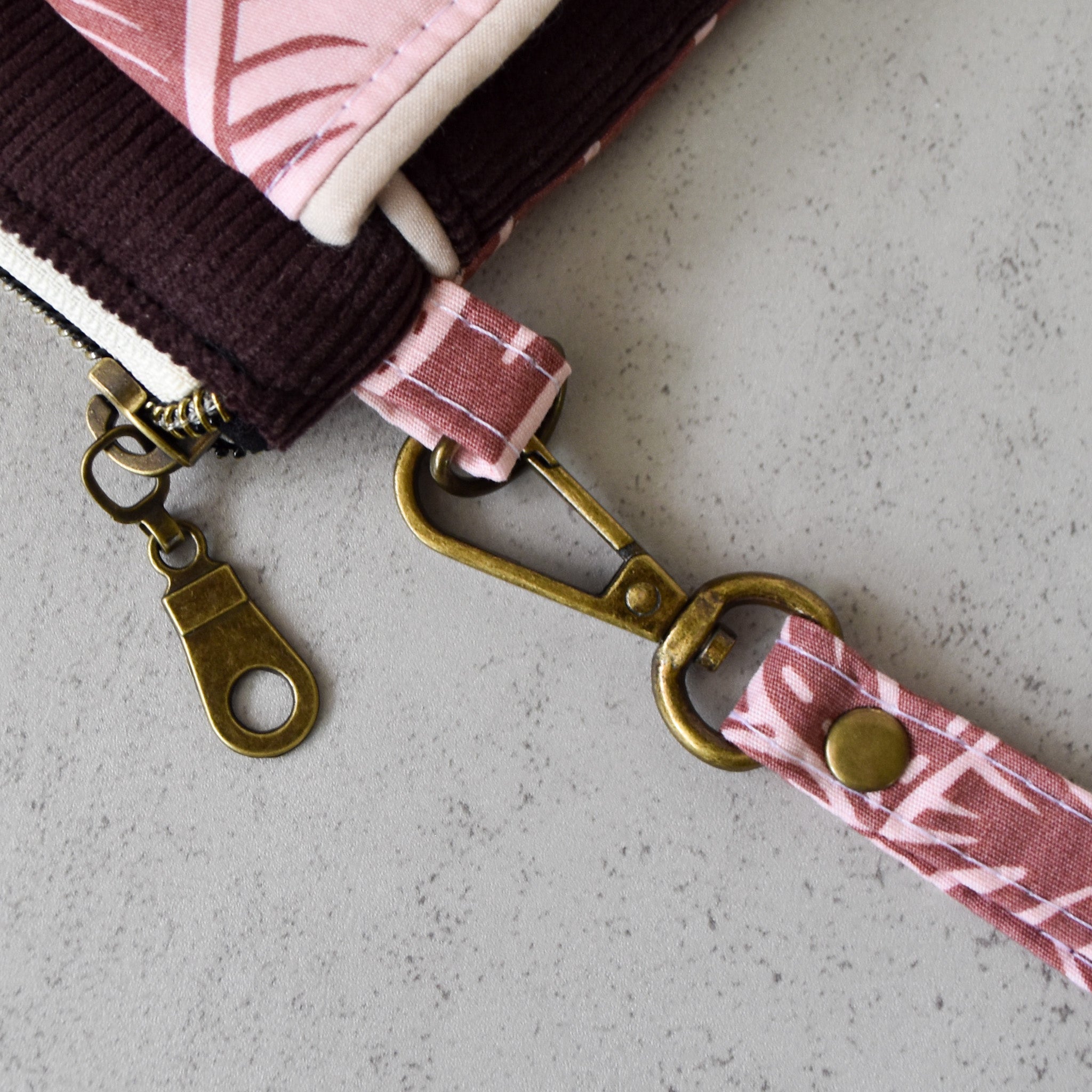 Stitchin' Aloha Kealia Clutch Wallet