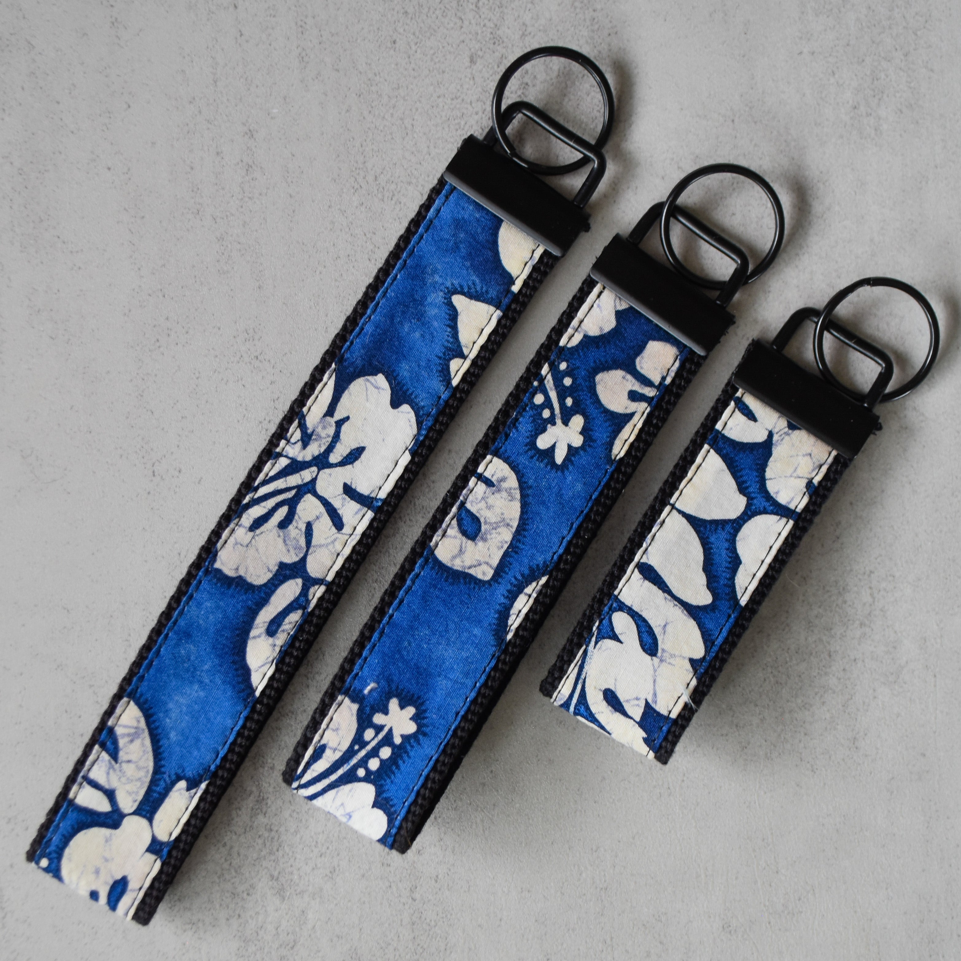 Marbled Hibiscus Key Fobs
