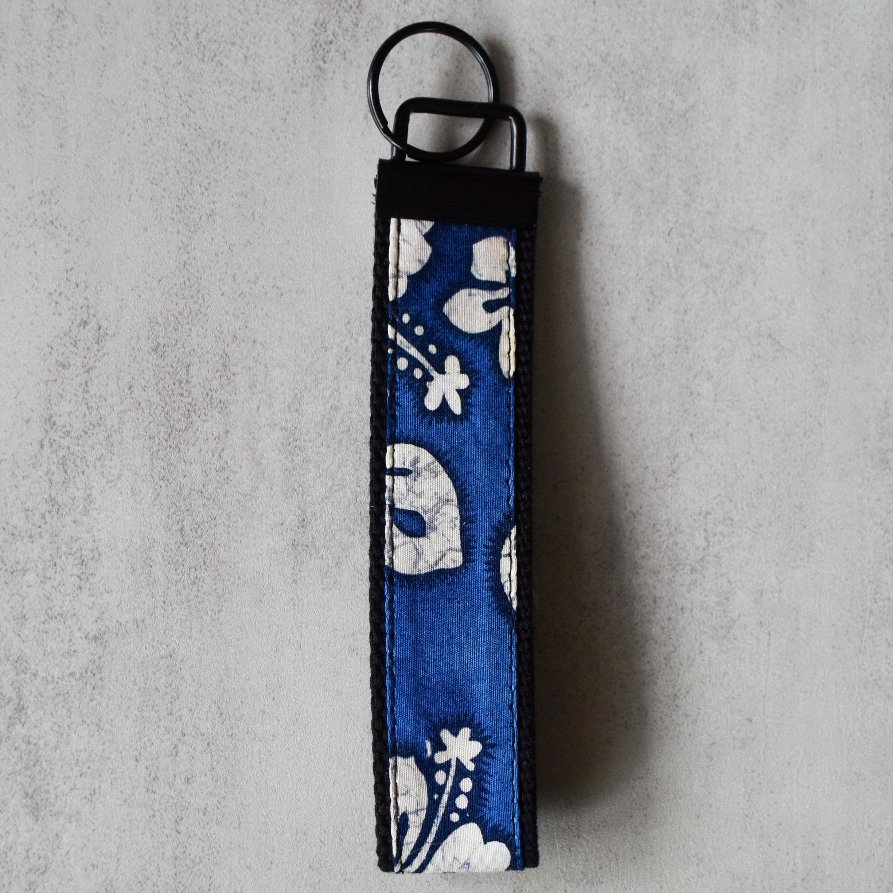 Marbled Hibiscus Key Fobs