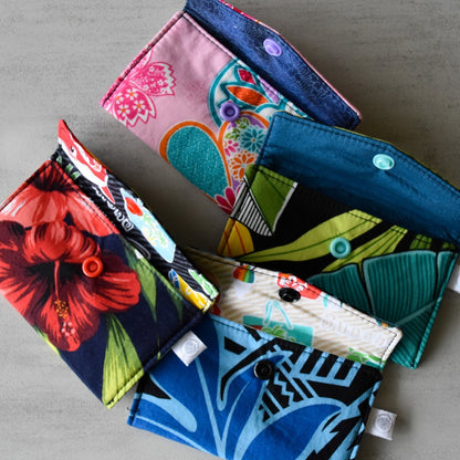 Hawaiian Print Card Holders