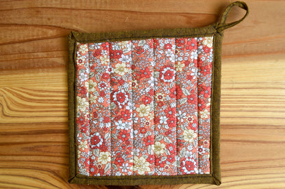 Rocky Rose Potholder