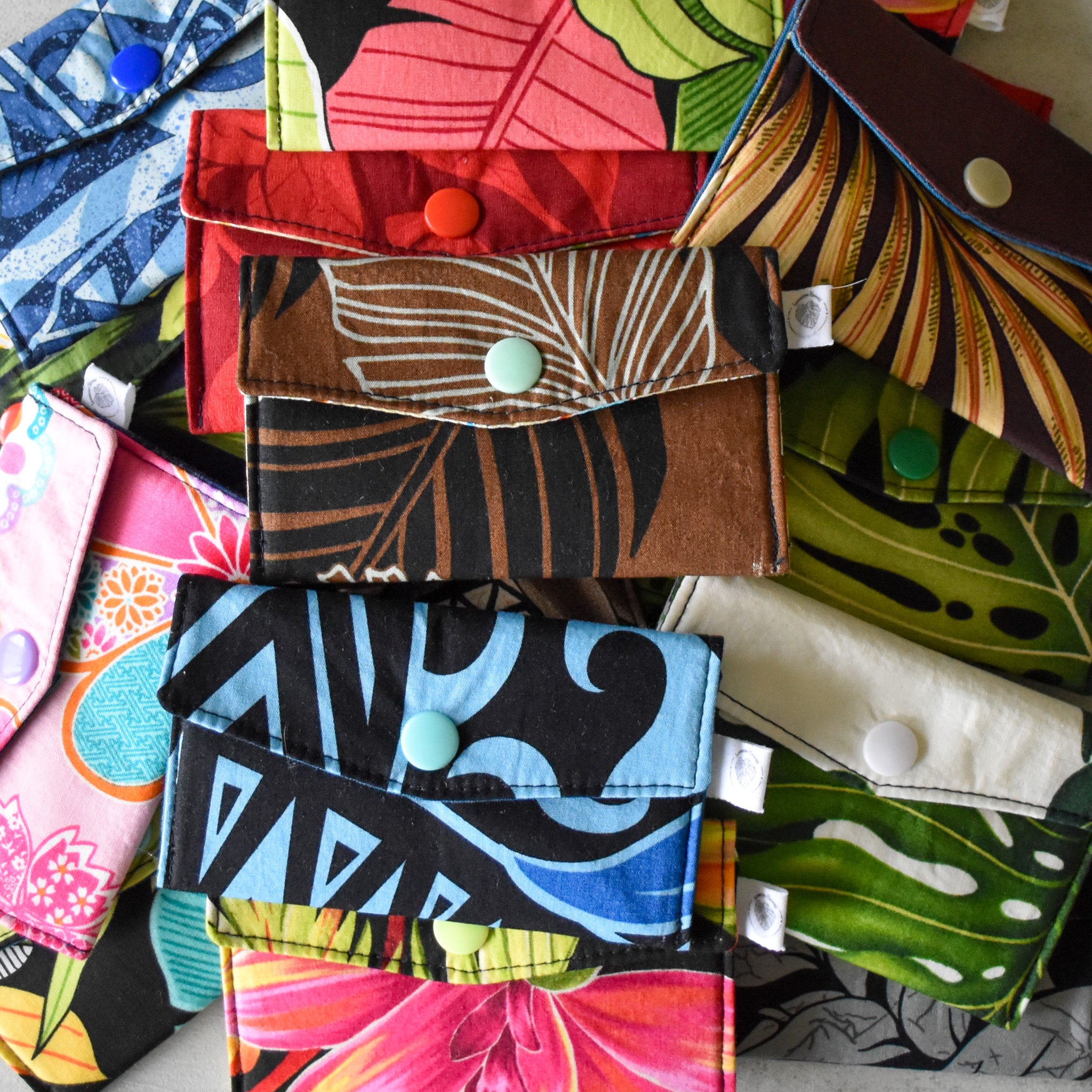 Hawaiian Print Card Holders | Handmade Wallet Case | Made In Hawaii ...